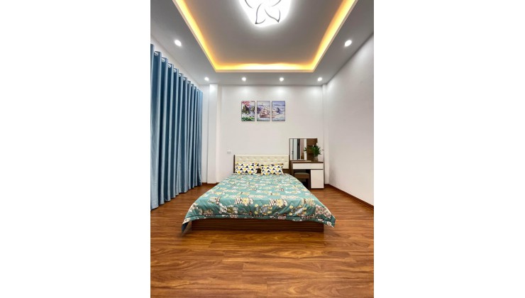 Ngã Tư Sở-Trường Chinh, Căn góc mới, DT23m2, 6 tầng, nhỉnh 3 tỷ. 0338080356